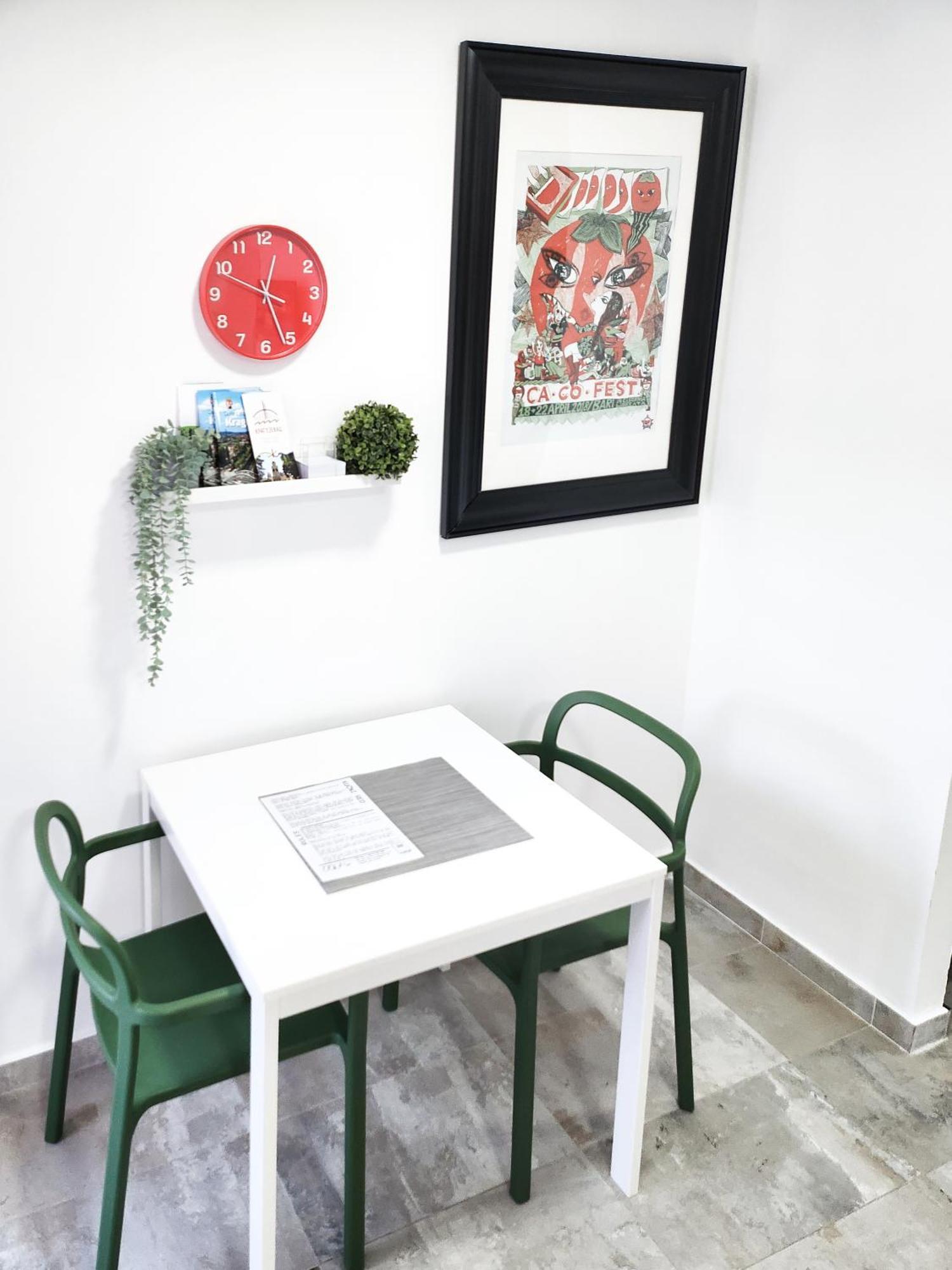 Oota Soko With Parking Garage Apartment Kragujevac Room photo